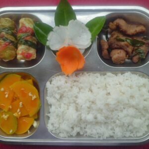 SUẤT ĂN MẪU-5 GIÁ 16.000 VNĐ